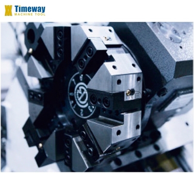 Präzision 82mm Spindelbohrung CNC Drehmaschine mit multifunktionalen Flachbett Typ