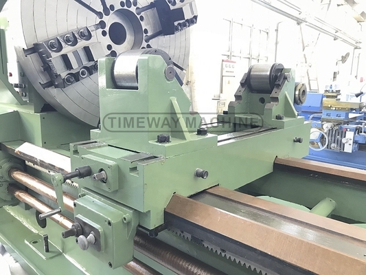 1600mm Schwingung Schwerlast-Horizontale Drehmaschine mit Max. Schwingung über Querschieber 1210mm