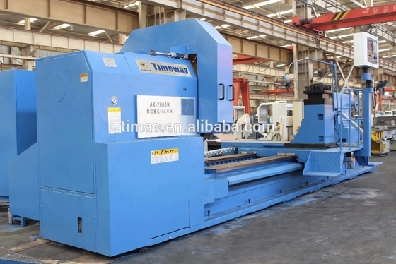 SIEMENS CNC-System Riesen-CNC-Drehmaschine zur Bearbeitung von Werkstücken bis zu 5000 mm Länge
