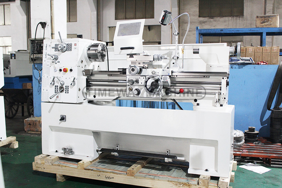 400-800mm Schwing-Taper von Heckstock-Hülle MT4 Horizontale Präzisionslücke Bett Metalldrehmaschine