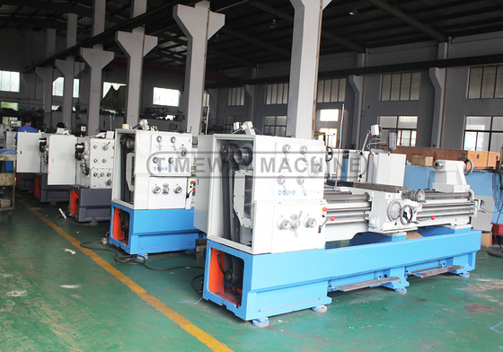 2720x1120x1700mm Universal Gap Bed Lathe oder Torno CL-410 CL-460 5,5 kW Spindelmotor Leistung