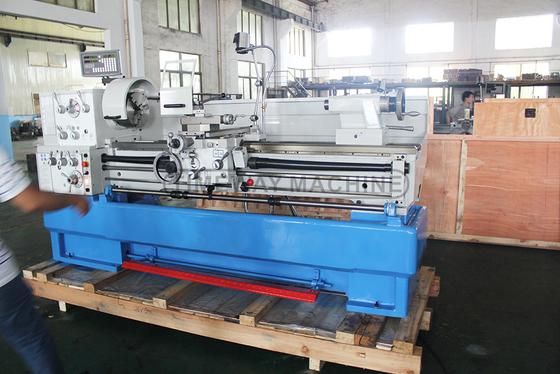 2720x1120x1700mm Universal Gap Bed Lathe oder Torno CL-410 CL-460 5,5 kW Spindelmotor Leistung