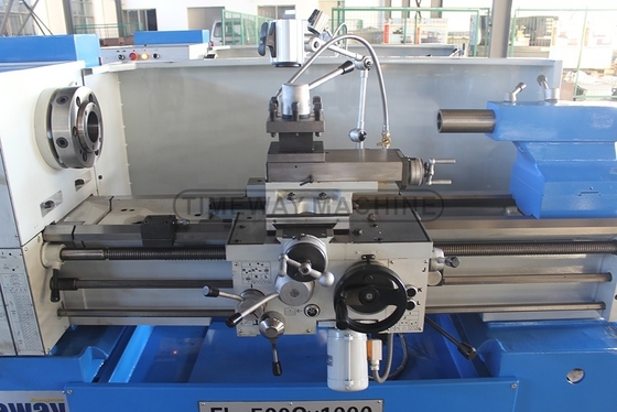 7.5kW Spindelmotorleistung Schwerlastmetalldrehmaschine/Universal Gap-Bed Drehmaschine 3500 KG Gewicht