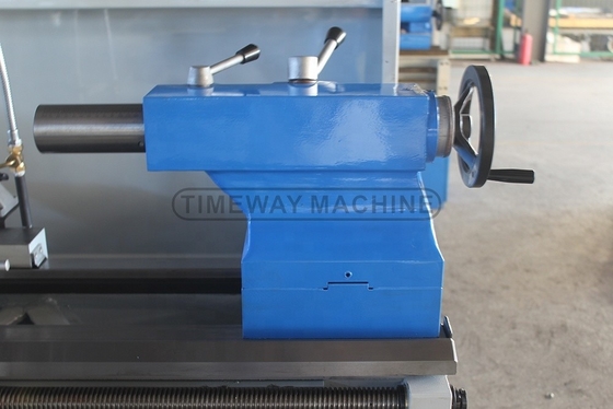 7.5kW Spindelmotorleistung Schwerlastmetalldrehmaschine/Universal Gap-Bed Drehmaschine 3500 KG Gewicht