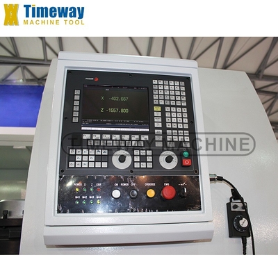 Rohrdrehmaschine CNC Öllanddrehmaschine mit 1500/3000mm Abstand zwischen den Zentren
