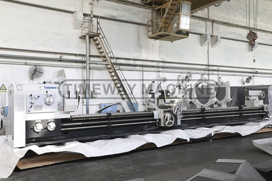 970 mm Breite Hochpräzision Schwerlast-Horizontale Manuelle Drehmaschine mit 1 und 970 mm Bettbreite