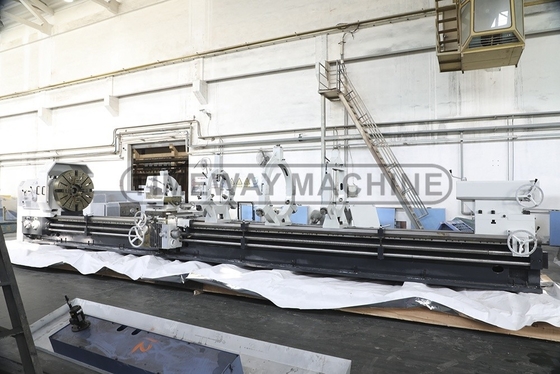 970 mm Breite Hochpräzision Schwerlast-Horizontale Manuelle Drehmaschine mit 1 und 970 mm Bettbreite