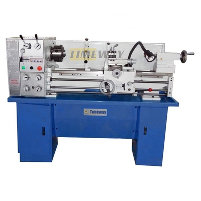 Präzisionsuniverselle mechanische Drehmaschine mit 1000 mm Werkstücklänge