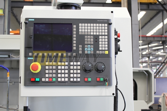 QK-255F-Serie CNC Ölland Drehmaschine Rohrdraht Bearbeitungszentrum mit 420mm X-Achsen Reisen
