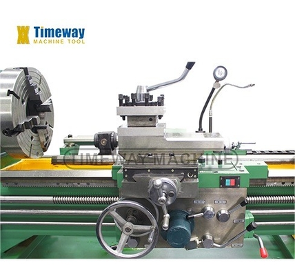 11kW Spindelmotorleistung Q-225 Rohrdrehmaschine mit 1350/2850mm Z-Achse Reisen
