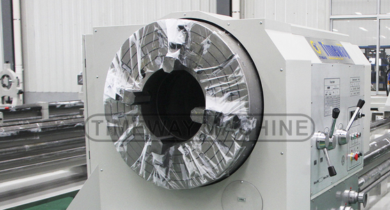 220 mm Breite Ölland Großbohrdrehmaschine für Metall Q-225 Rohrfaden Horizontale Drehmaschine