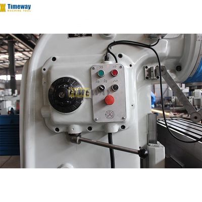 Hochpräzise vertikale Fräsmaschine für mittelschwere Bearbeitungsbedürfnisse zu erschwinglichen Kosten