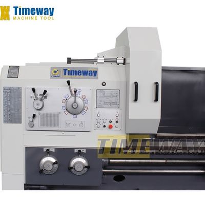 Verkaufen Sie 130mm Spindelbohrung Schwerlast Horizontale Drehmaschine mit 755mm Bettbreite