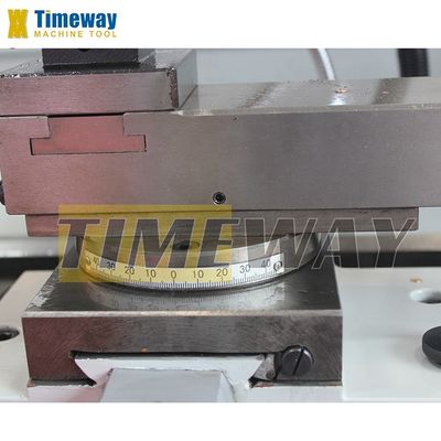 1000mm Abstand Manuelle Präzisionsgetriebe Motor Drehscheibe mit 330mm Max. Swing über Bett