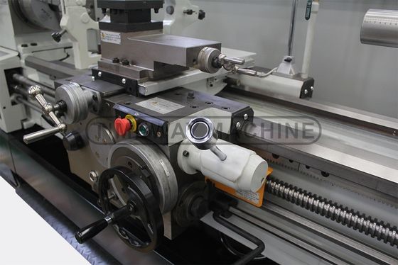 Industrielle Fertigung BL-500C Hochpräzisions-Gap-Bed-Drehmaschine mit optionale Spannung 2021
