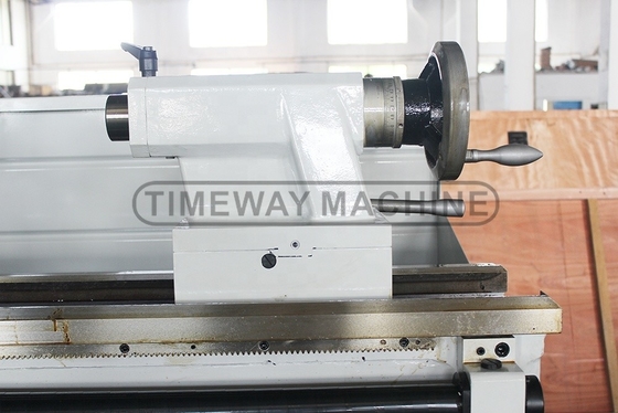 Hochpräzision 2000mm Universal Gap Bed Lathe CL-460 mit 5,5 kW Spindelmotorleistung