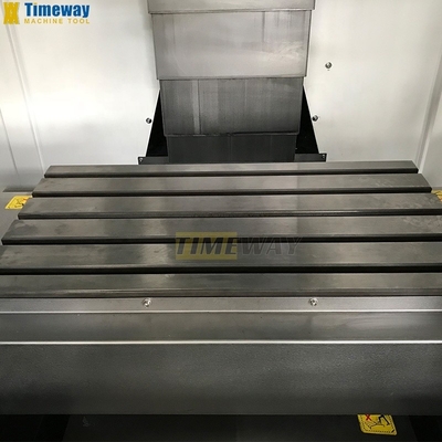 Schnelle Zuführgeschwindigkeit mm/min 0 12000 mm/min VMC650 VMC850 CNC-Fräsmaschine für Metall
