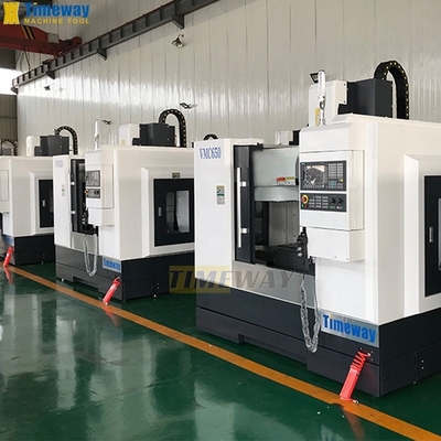 Schnelle Zuführgeschwindigkeit mm/min 0 12000 mm/min VMC650 VMC850 CNC-Fräsmaschine für Metall