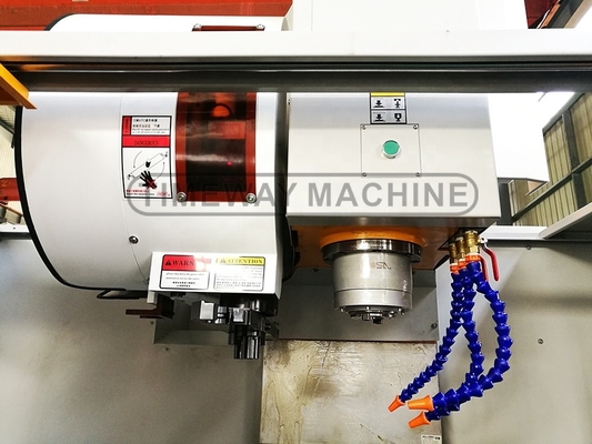 24 Werkzeuge ATC Kapazität Vertikal-Fräsmaschine für kundenspezifische Bearbeitungszentrum