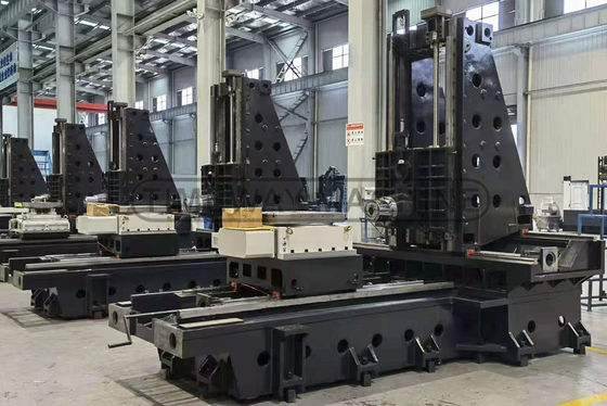 24 Werkzeugmagazin Kapazität Hochpräzision Vierachs-CNC-Horizontalbearbeitungszentrum