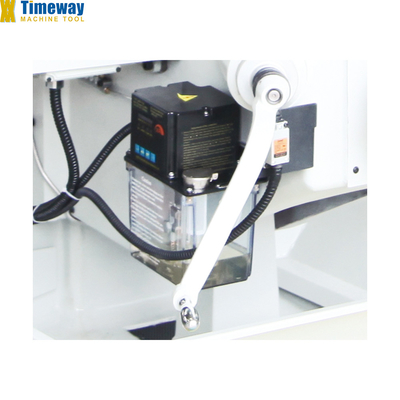 Versatile Turmfräsmaschine M320-1520x1550x2080mm Größe mit drehbarem Mühlkopf