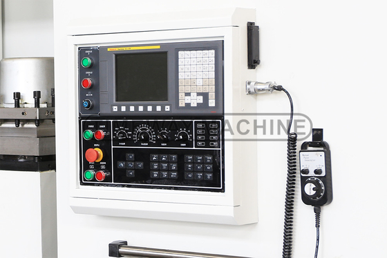 0 N.m Schneidmoment Automatische Metallbearbeitungsmaschine AK-1250C für horizontales Drehen