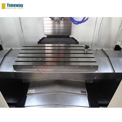 Hochgeschwindigkeits-Metallbearbeitung CNC-Vertikalbearbeitungszentrum mit 1200 mm Tischbewegung