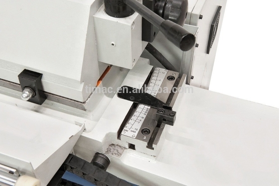 5.625kW Leistung UG-200H Zylindrischer Schleifmaschine zum Präzisionsschleifen von Werkzeugmaschinen