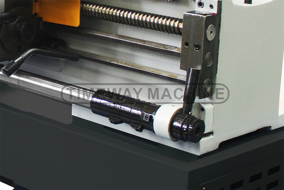 Spindellgeschwindigkeit 36-1600 Rpm Spaltbetten-Drehmaschine BL-500C für die universelle Metalldrehung