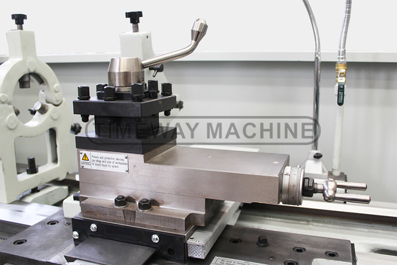 Spindellgeschwindigkeit 36-1600 Rpm Spaltbetten-Drehmaschine BL-500C für die universelle Metalldrehung
