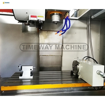 CNC-Vertikalbearbeitungszentrum mit FANUC-Controller ±0,008 Positionierungsgenauigkeit mm