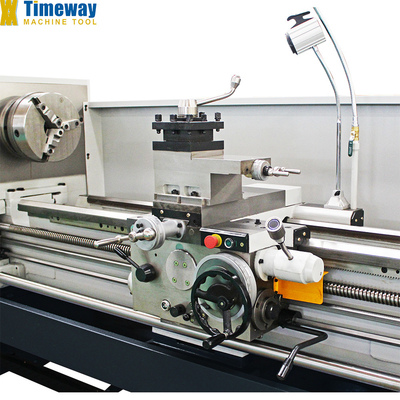 BL-800C Manuelle Drehmaschine mit 4 Werkzeugstellen