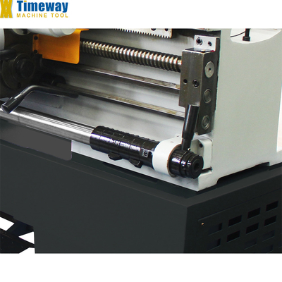 BL-800C Manuelle Drehmaschine mit 4 Werkzeugstellen