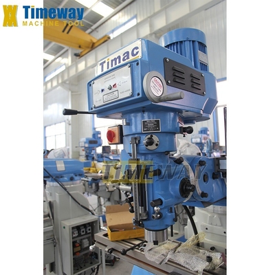 Vertikalbohrende Fräsmaschine mit 1,5 kW Spindelmotorleistung und 400 mm Tischbewegung