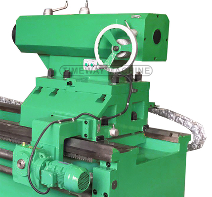 8000 mm Abstand zwischen den Zentren Max. Swing 1600 Schwerlast-horizontale Drehmaschine für Metall