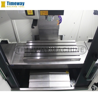 Timeway-Arbeitstisch 600x1300mm CNC-Vertikalbearbeitungszentrum mit 8000 Rpm Spindelgeschwindigkeit