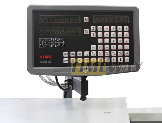 BL-660C Universelle Drehmaschine für Präzision und Effizienz in der Metallbearbeitung