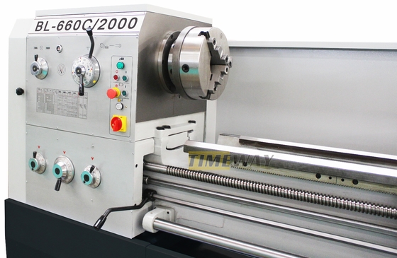 BL-660C Universelle Drehmaschine für Präzision und Effizienz in der Metallbearbeitung