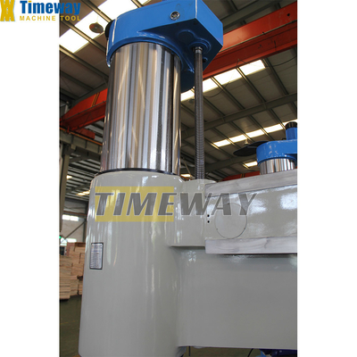 5.5kw Hauptmotor-Leistung Radialbohrmaschine RD-620 mit 63 mm Max. Bohrleistung
