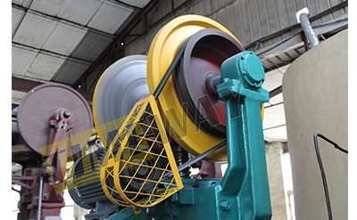 600 mm Schiebe-Schlag-Pneumatische-Friktions-Schraubschmiedepresse für verschiedene Anwendungen