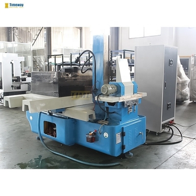 Hochgeschwindigkeitsdrahtschneidemaschine EDM-Maschine mit Schrank Computer-Arbeitsbank Größe 750*1140mm