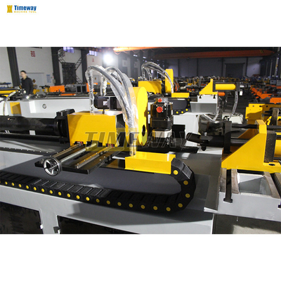Anpassungsfähige CNC-Rohrbiegemaschine für Kundenanforderungen