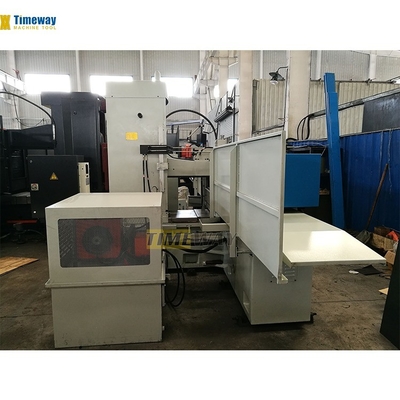 8000 kg Sattelbewegungsmaschine mit automatischer Oberflächenschleifmaschine.
