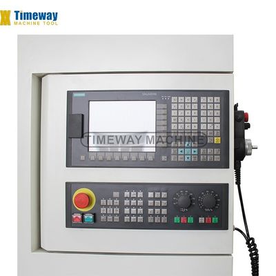 CNC-Fräsmaschine zur Bearbeitung von Metallen Tischgröße 1000*550mm Vertikalbearbeitungszentrum