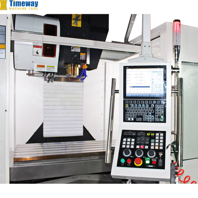 VMC1370L CNC-Vertikalfräsenmaschine mit 3 Achsen und 24/24/15 m/min Schnellzufuhrgeschwindigkeit