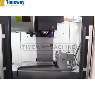 VMC650L vertikales Bearbeitungszentrum 700 mm Tischfahrt ±0,006 mm Wiederholbarkeit