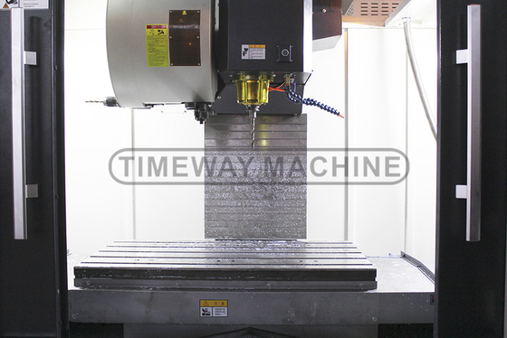 Vertikale CNC-Fräsmaschine VMC1160G mit hoher Präzision ± 0,003 mm Positionierungsgenauigkeit