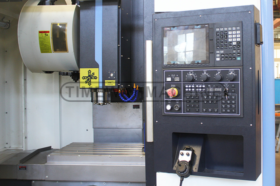 36/36/36 Schnellspeichergeschwindigkeit VMC855G CNC-Vertikalbearbeitungszentrum für Metallbearbeitung