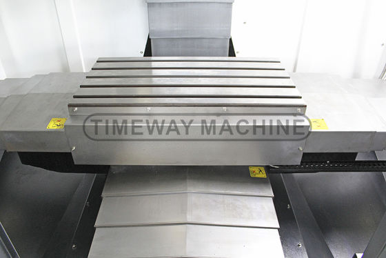 800 mm Längsfahrt VMC850L Vertikalbearbeitungszentrum für CNC-Fräsen
