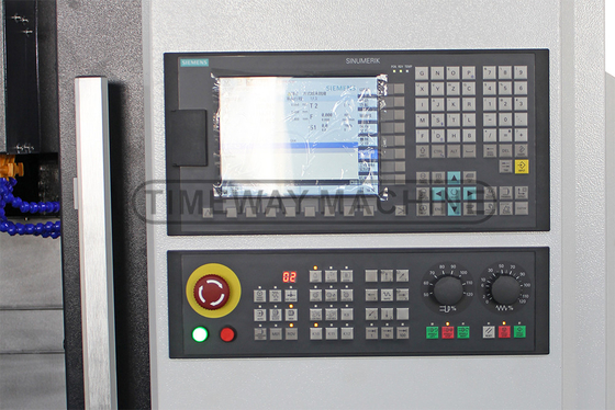 Hochgenaue VMC650 vertikale Maschinenzentrale mit CNC-Systemn-Zuführgeschwindigkeit